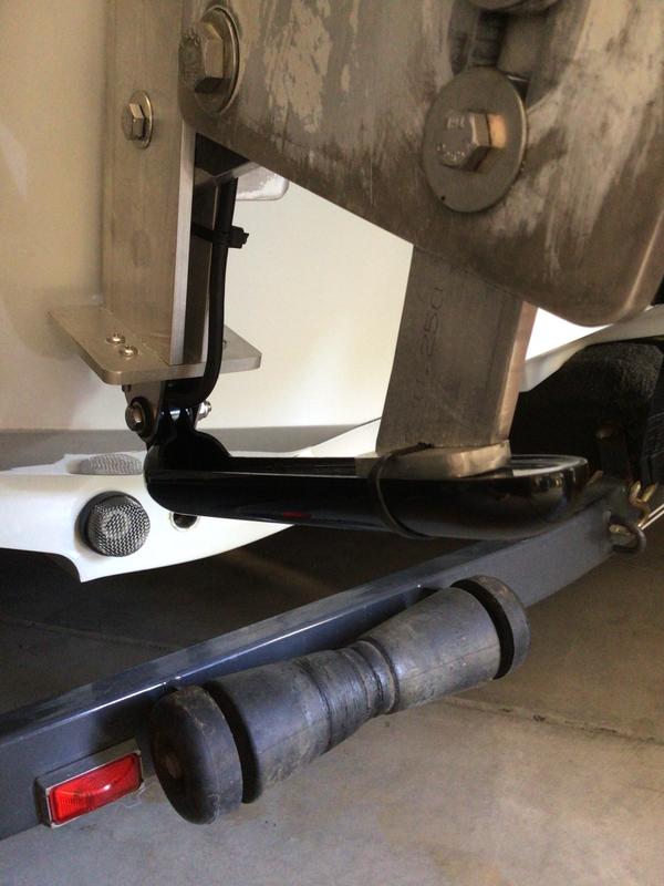 Lowrance TripleShot Skimmer Transducer for Hook  