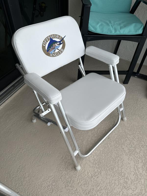BASS PRO LUNKER LOUNGER FISHING CHAIR 2 POLE