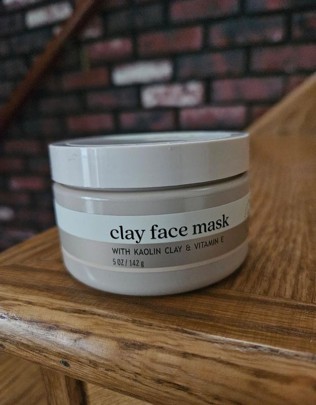 Clay Face Mask With Kaolin Clay + Bentonite Clay + Vitamin E