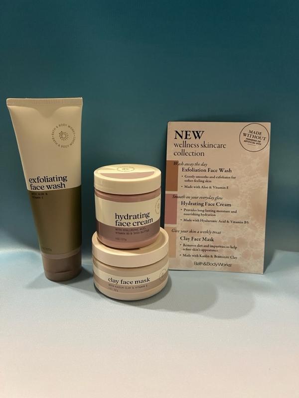 Hydrating Face Cream With Hyaluronic Acid + Vitamin B5 +
