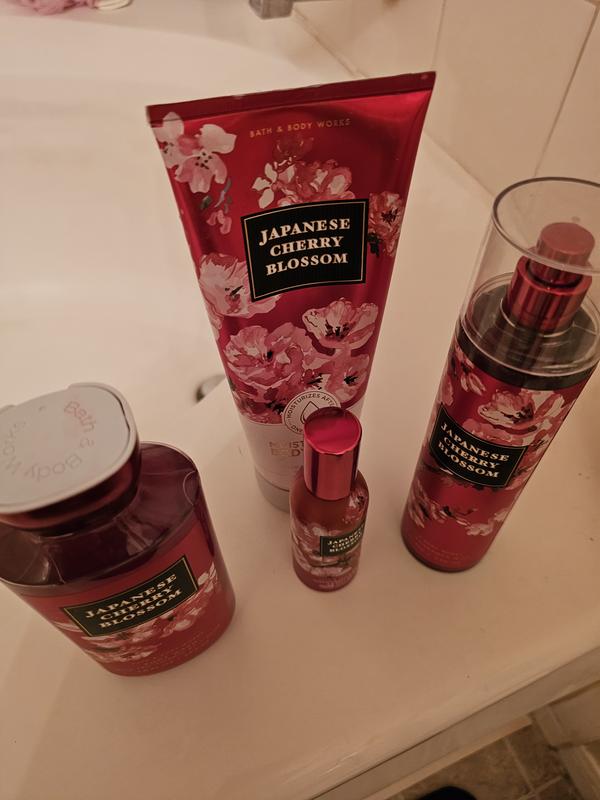 Japanese Cherry Blossom 3-Wick Candle | Bath & Body Works