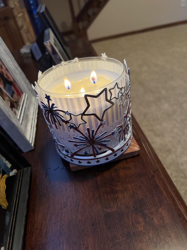 Firecracker Pop 3-Wick Candle | Bath & Body Works