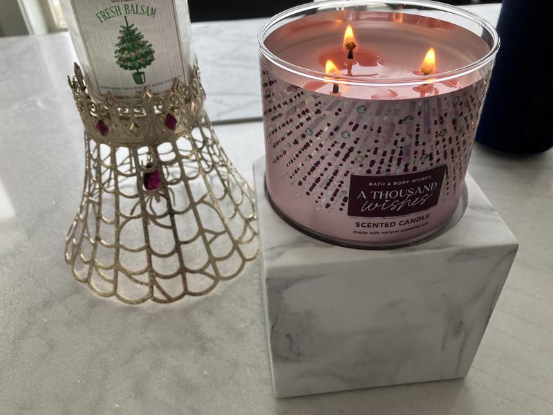 Basic question as a candle newbie - do I trim this long wick before a fresh  burn? Thanks. : r/bathandbodyworks