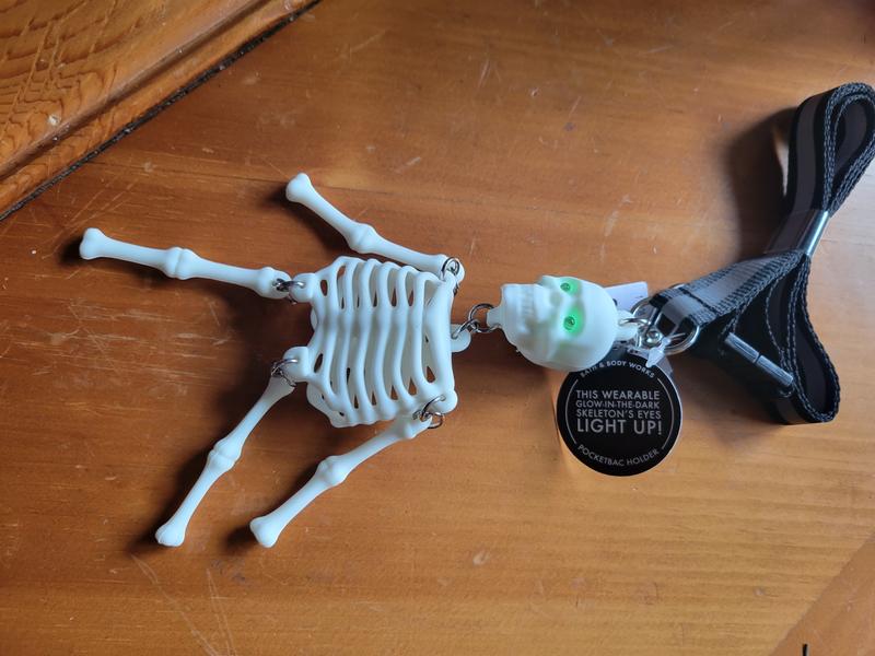 bath and body works skeleton hand sanitizer