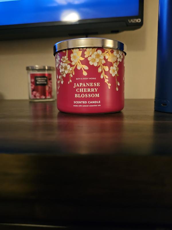 Japanese Cherry Blossom 3-Wick Candle | Bath & Body Works