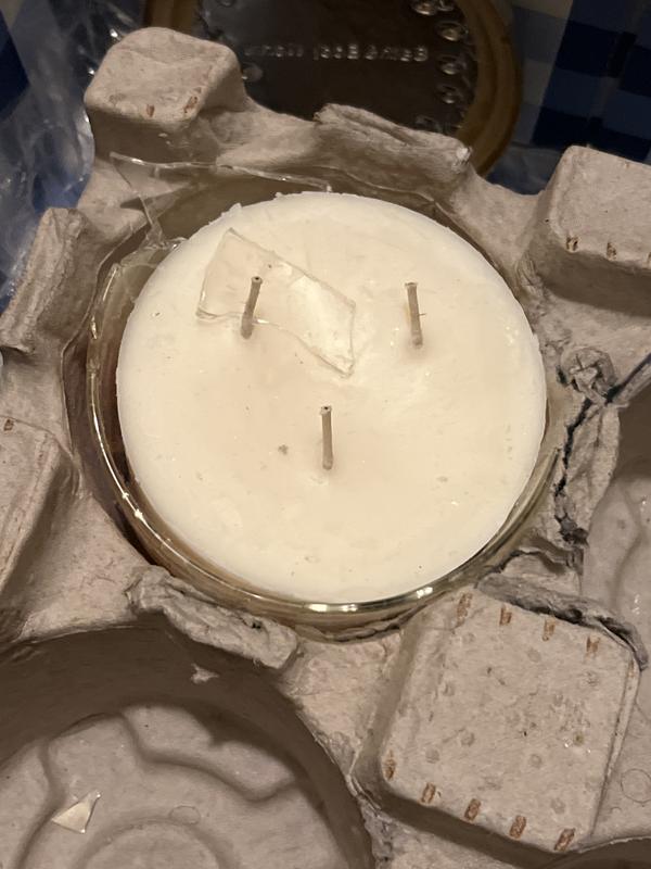 Champagne Toast Candle Review