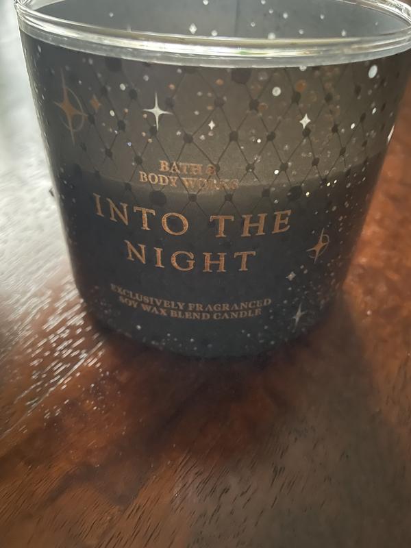 Amazon.com: Bath and Body Works Into The Night 14.5oz 3 Wick