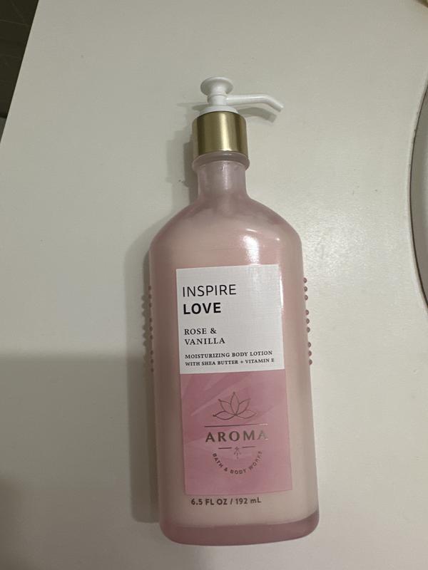 Aroma Rose Vanilla Moisturizing Body Lotion