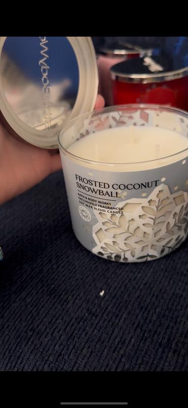 4 FROSTED COCONUT SNOWBALL CANDLES 14.5oz 3-Wick Candle BATH cheapest & BODY WORKS