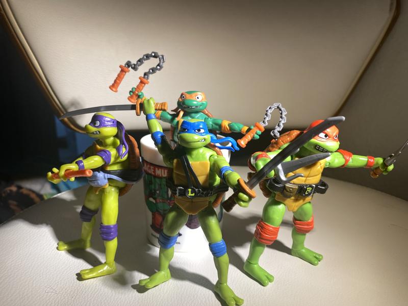 Teenage Mutant Ninja Turtles: Mutant Mayhem 4.25 Michelangelo Basic Action  Figure