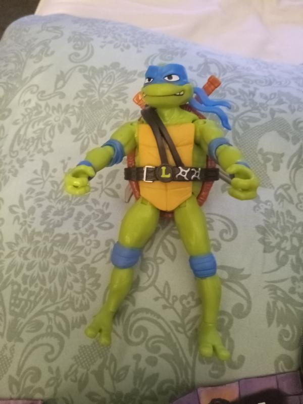 Teenage Mutant Ninja Turtles: Mutant Mayhem 4.25” Michelangelo Basic Action  Figure by Playmates Toys