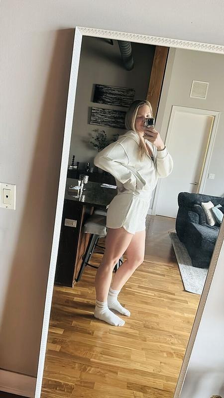 Review Thumbnail Image 0 381587176