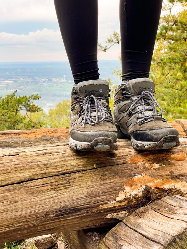 Bearpaw women's hiking store boots