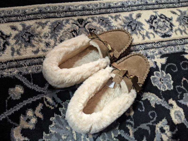 Bearpaw store indio slipper