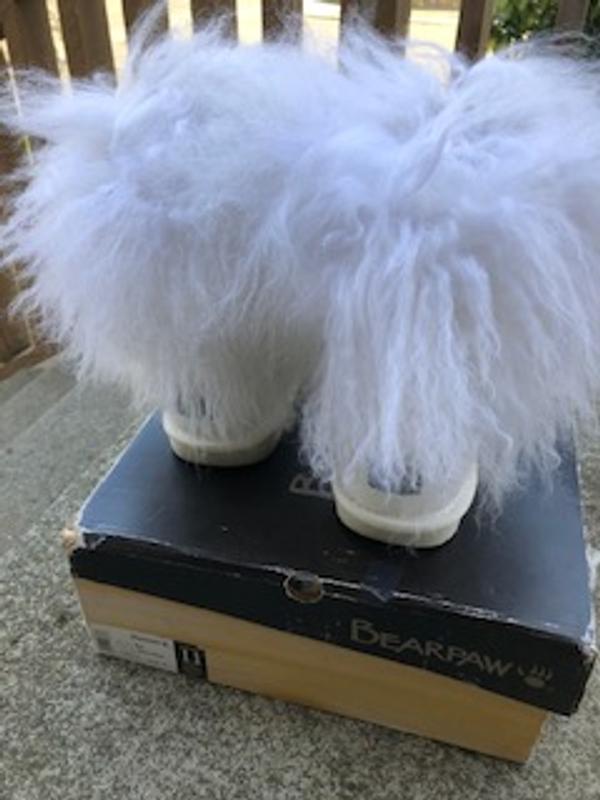 Bearpaw shaggy outlet boots