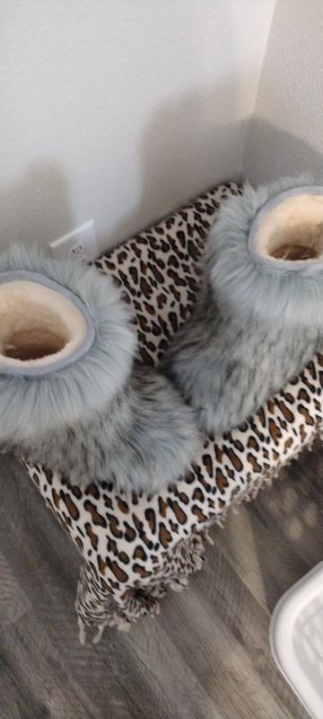 Pink bearpaw fur on sale boots