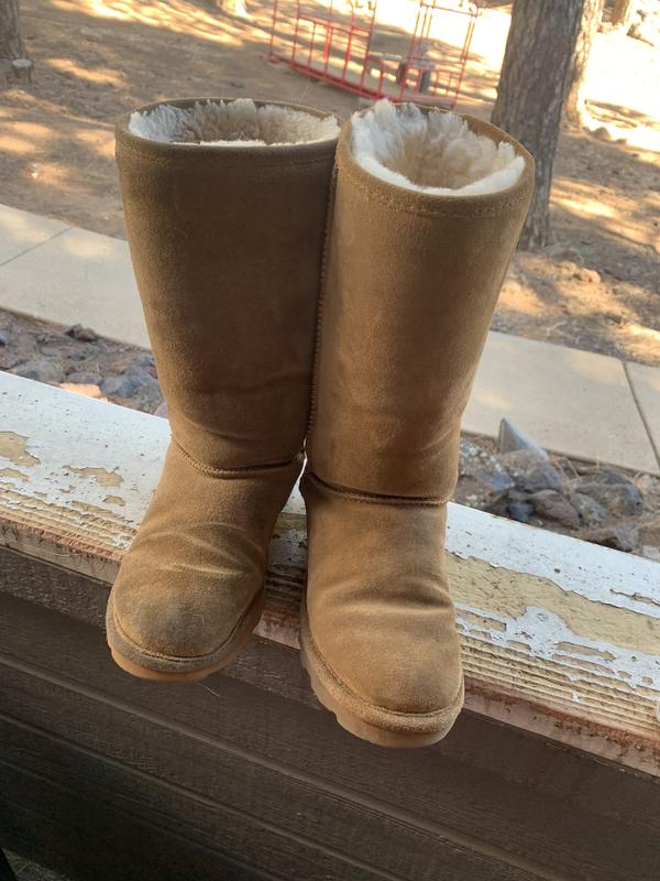 Bearpaw chocolate clearance boots