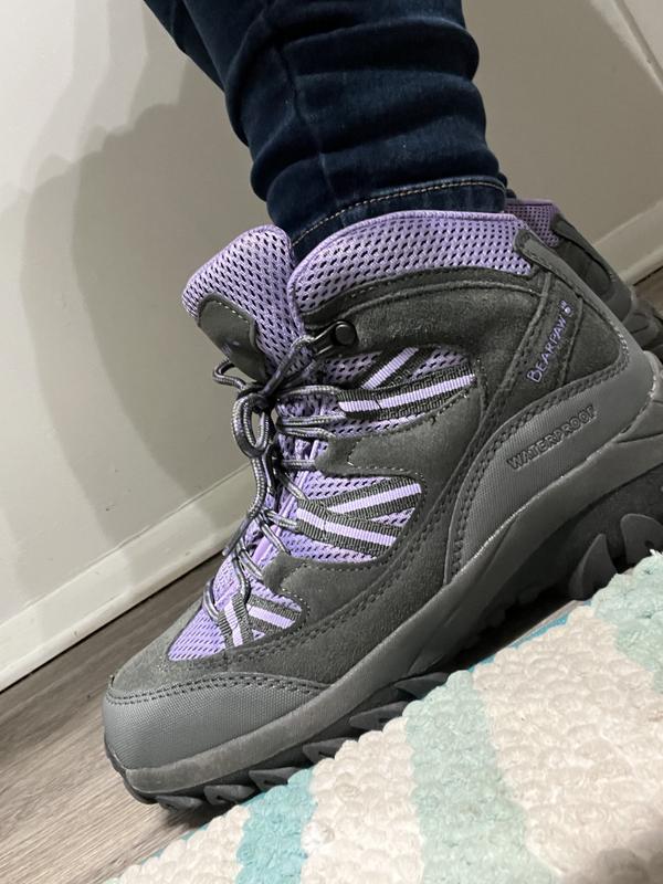 Breaking them in and wore them perfectly by the next day.