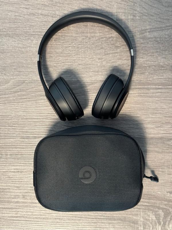 Beats Solo 4 Wireless Headphones in Matte Black | Abt