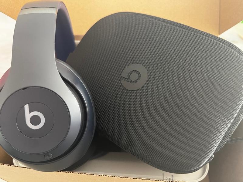 Beats By Dr. Dre Beats Studio Pro Headphones Navy - MQTQ3LL/A Beats By Dr. Dre Beats Studio Pro Headphones Navy - MQTQ3LL/A