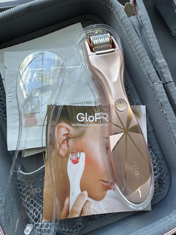 Beautiful rose gold details