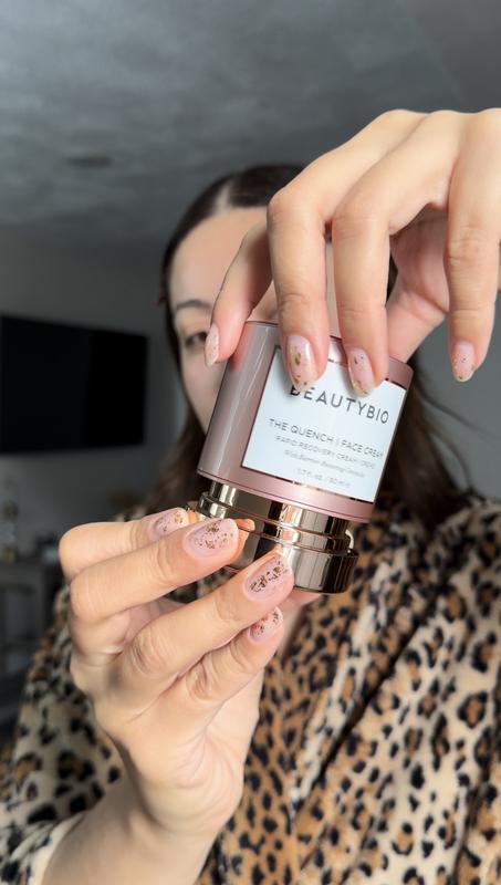 Customer photo for "Rich Hydration with a Luxury Feel"