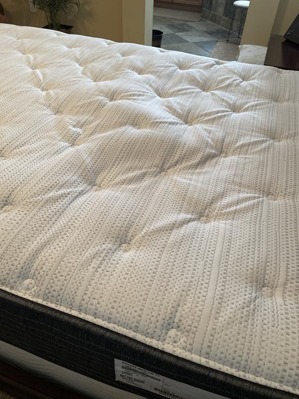 Beautyrest silver brs900 medium deals firm queen mattress