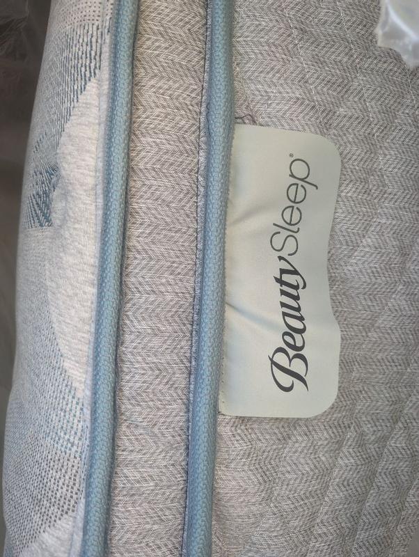 Customer carousel item 8.