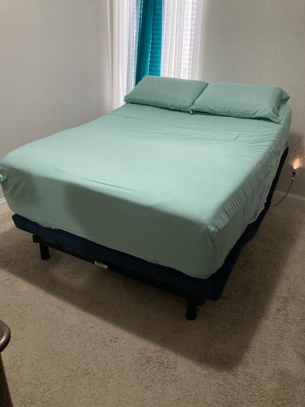 Customer carousel item 4.