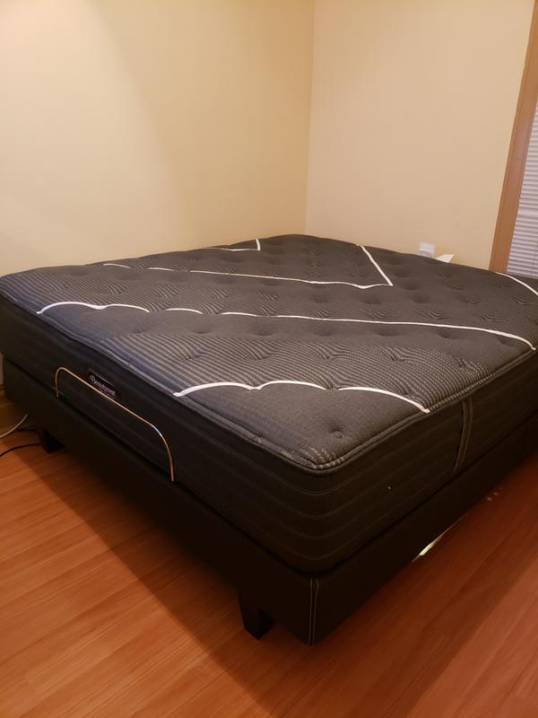 Beautyrest Black Luxury Adjustable Base King Divided King