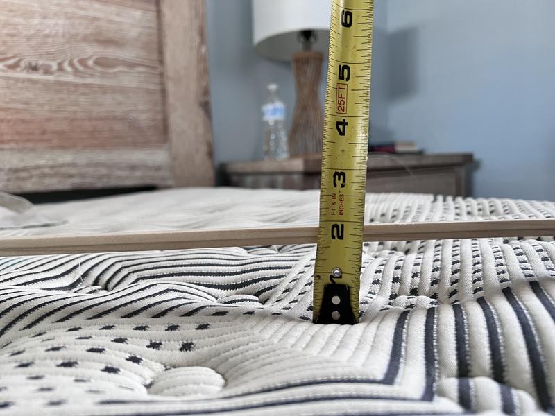 Customer carousel item 1.