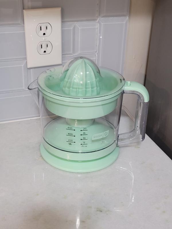 Dash® Citrus Juicer in White Bed Bath & Beyond