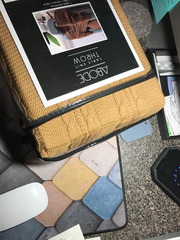 VCNY Abode Dublin Knit Throw Blanket Bed Bath and Beyond Canada