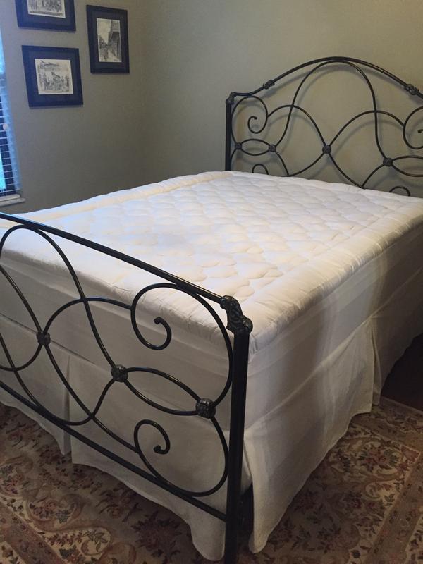 Smoothweave™ 18Inch Tailored Bed Skirt Bed Bath and Beyond Canada