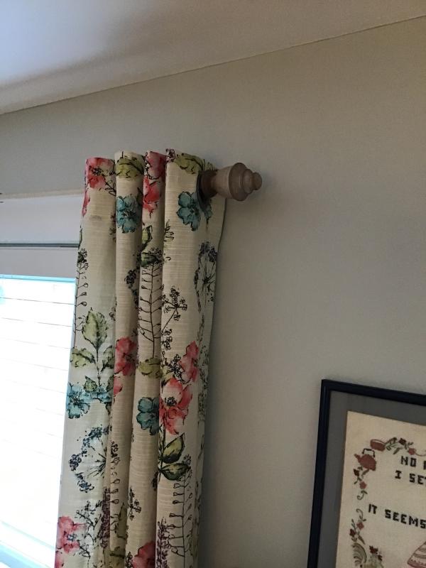 Farmhouse Oxford 28-Inch to 48-Inch Adjustable Window Curtain Rod in ...