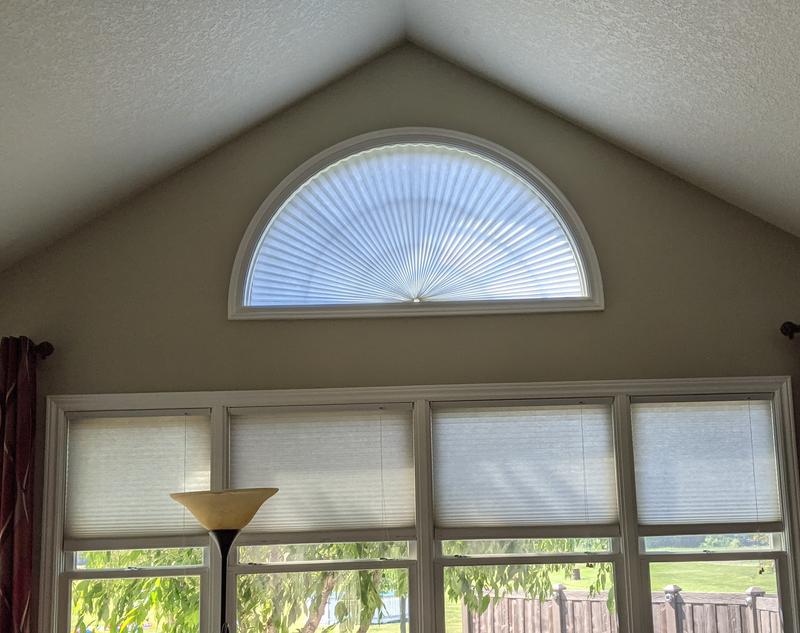 Natural Arch Window Light Filtering Pleated Fabric Half-Round Shade White 