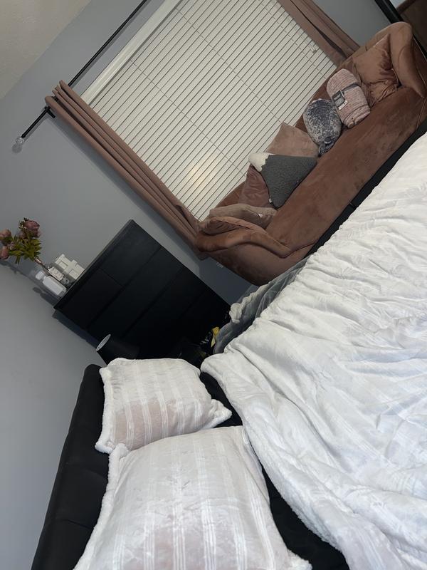 UGG® Avery 3Piece Reversible Comforter Set Bed Bath and Beyond Canada