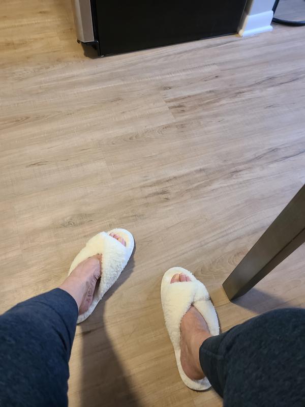 Nestwell™ Women's Cozy Teddy Sherpa Twisted Vamp Slippers Bed Bath