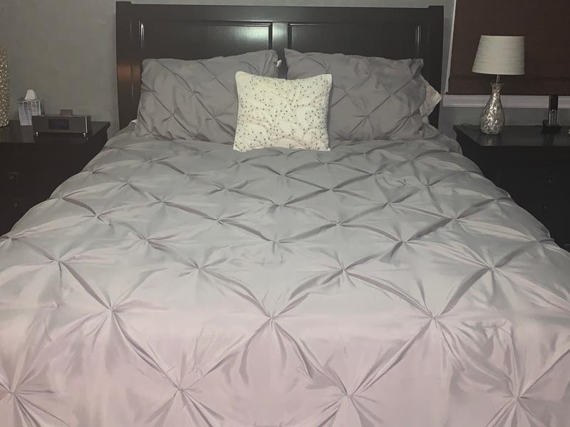 Pintuck 3Piece Comforter Set Bed Bath and Beyond Canada