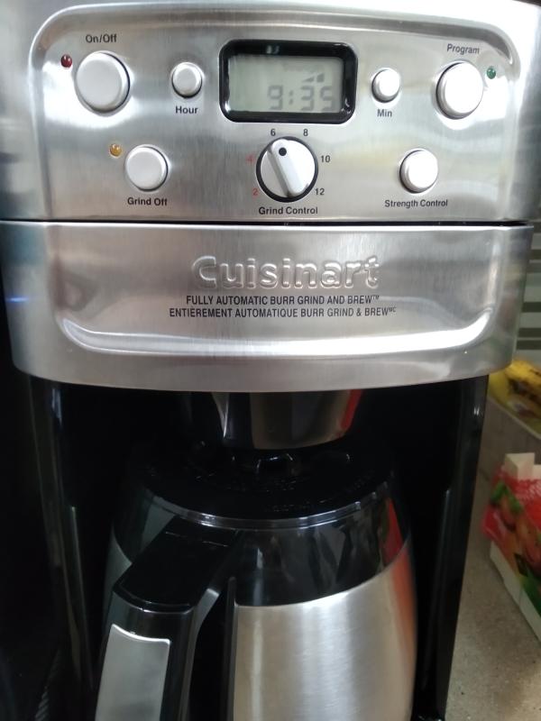 Cuisinart® Grind & Brew Thermal™ 12Cup Automatic Coffee Maker Bed