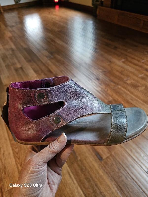 Customer photo for "My FAVORITE sandal!!!"