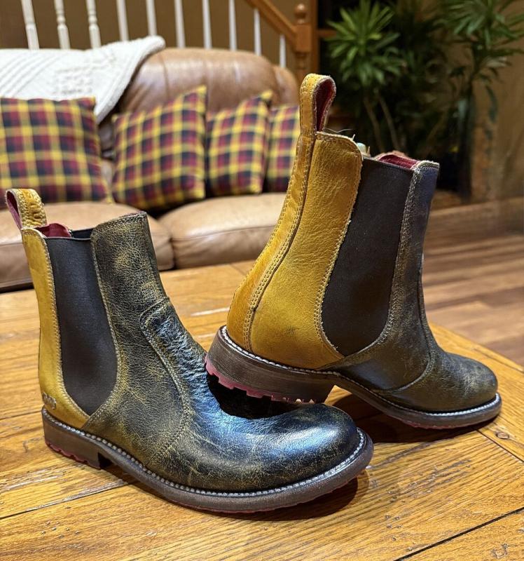 Customer photo for "I love love love these"