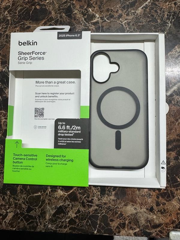 Belkin Coque de Protection MagSafe pour iPhone 14 (Coque Transparente et magnétique, aimants