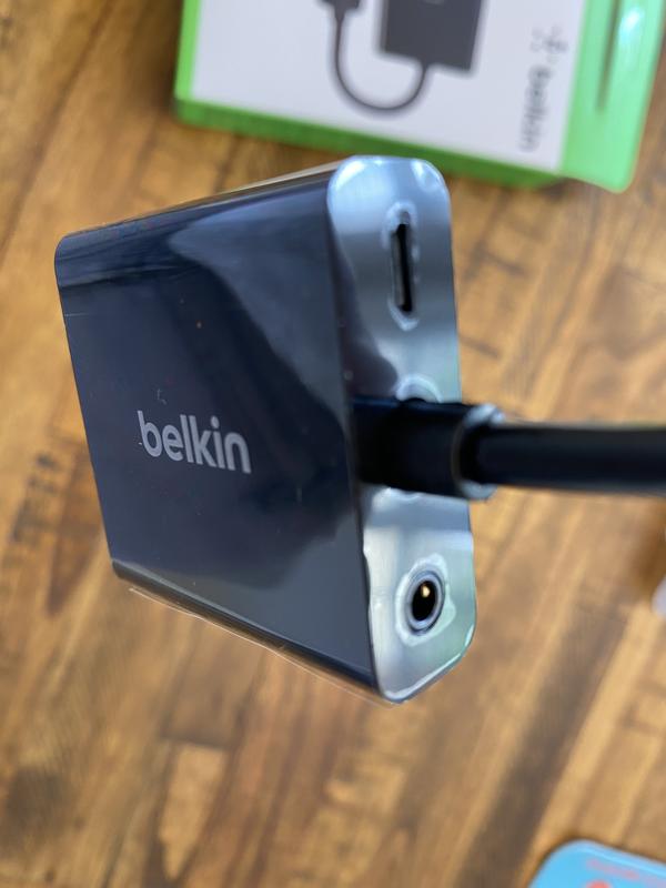  BLKF2CD058  Belkin - Belkin Adaptateur Audio HDMI vers VGA + 3,5  mm - HDMI-M/VGA-F - Câble HDMI/Mini-telephone/VGA A/V pour Ultrabook - TV