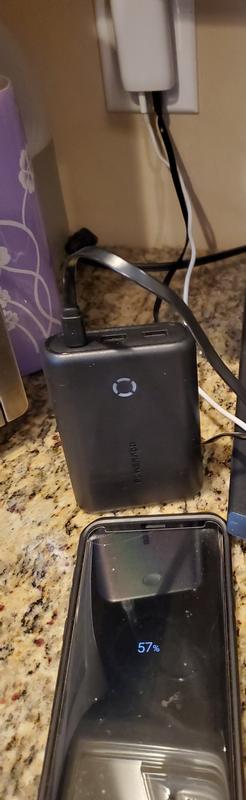 Galaxy S10 and portable power pack charging