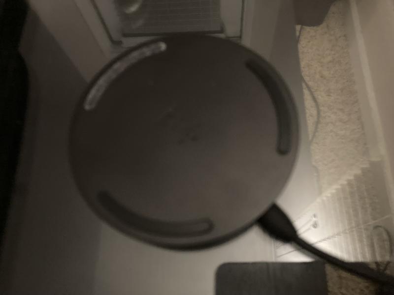 Magnet fell off.  Unable to re-attach.