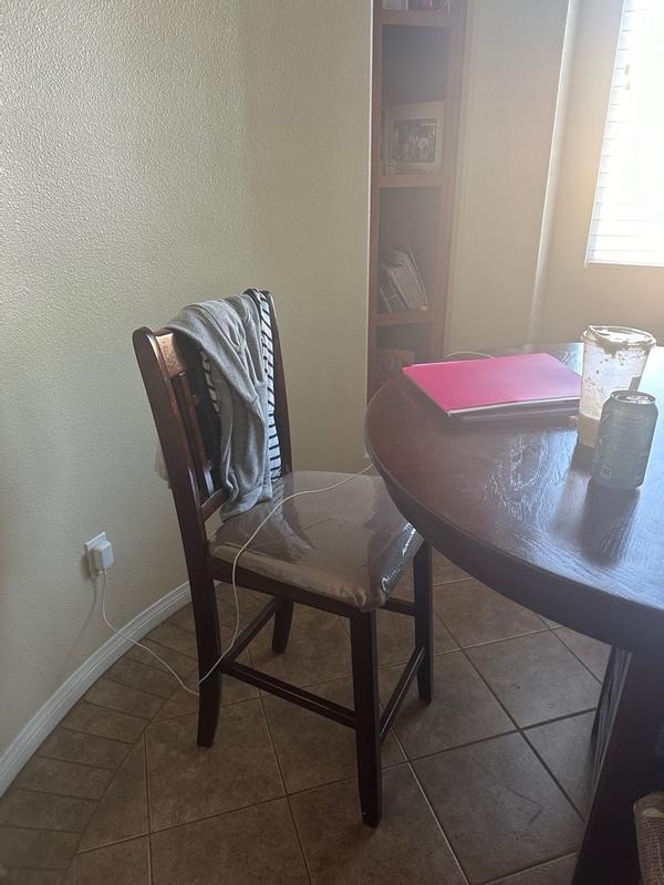 Customer carousel item 6.