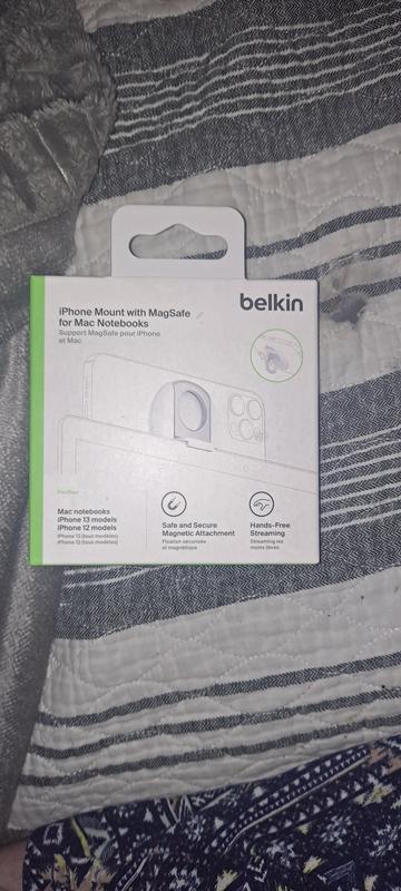 Belkin iPhone MagSafe Continuity Camera Mount for MacBook White MMA006btWH  - Best Buy