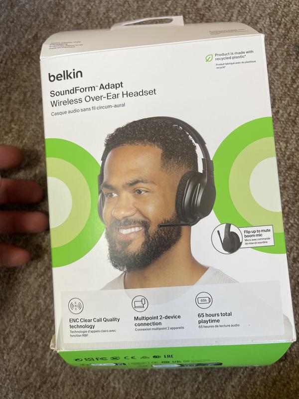 Wireless Over the Ear Headphones w Built In Microphone