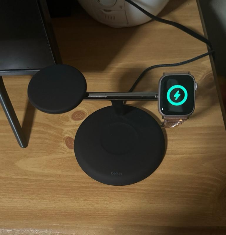 Belkin BoostCharge Pro 3-in-1 Magnetic Charging Stand | Abt